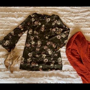 Dee Elly Bell Sleeve Dress